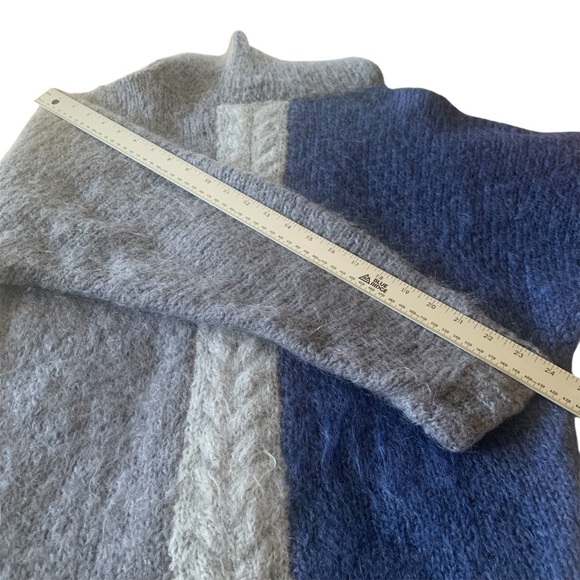Hand Knit Style Sweater Cable Knit Pullover Turtle Neck Dolman Blues & Grey M - Picture 10 of 10
